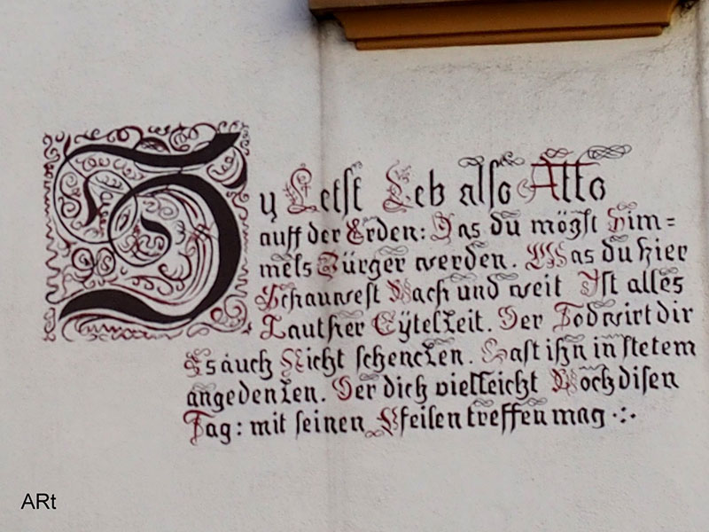 Vergrößerung der Inschrift am Gasthaus Krone