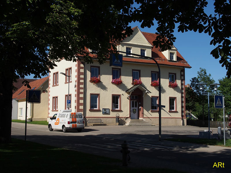 Rathaus von Hochemmingen

