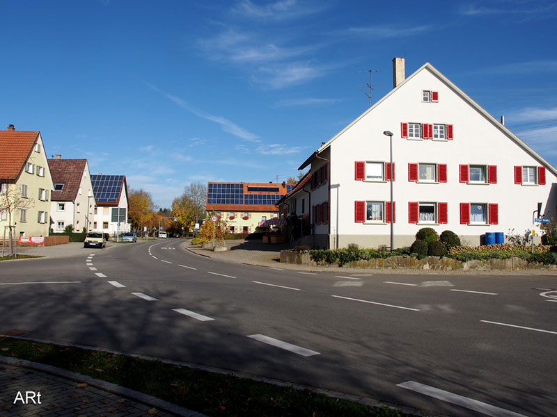Straße zwischen Ober- und Unterbaldingen


